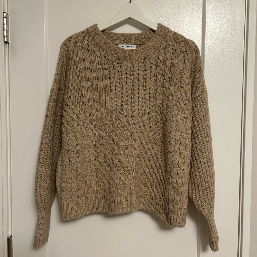 Old Navy Women's Cable Knit Sweater